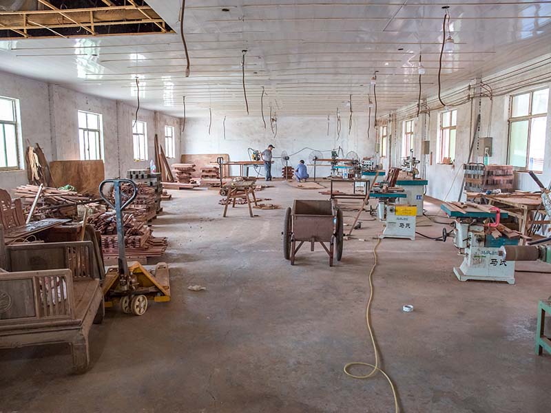 崇仁楼梯地板柜门的油漆修复-14